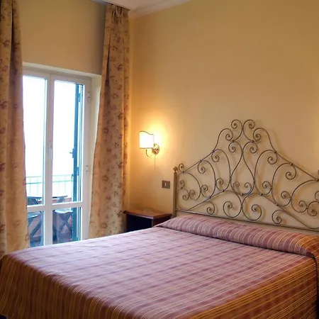 Hotel Lucia Pagnanelli